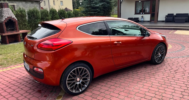 Kia Ceed cena 32990 przebieg: 190000, rok produkcji 2013 z Blachownia małe 46